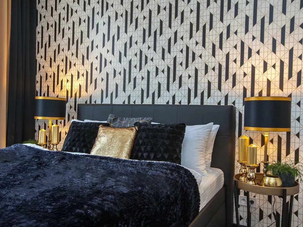 Golden Prague Rooms Hotel